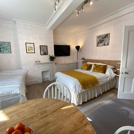 Deluxe Three Bed Bnb In Henley-On-Thames Near Station River & Town Centre Dış mekan fotoğraf