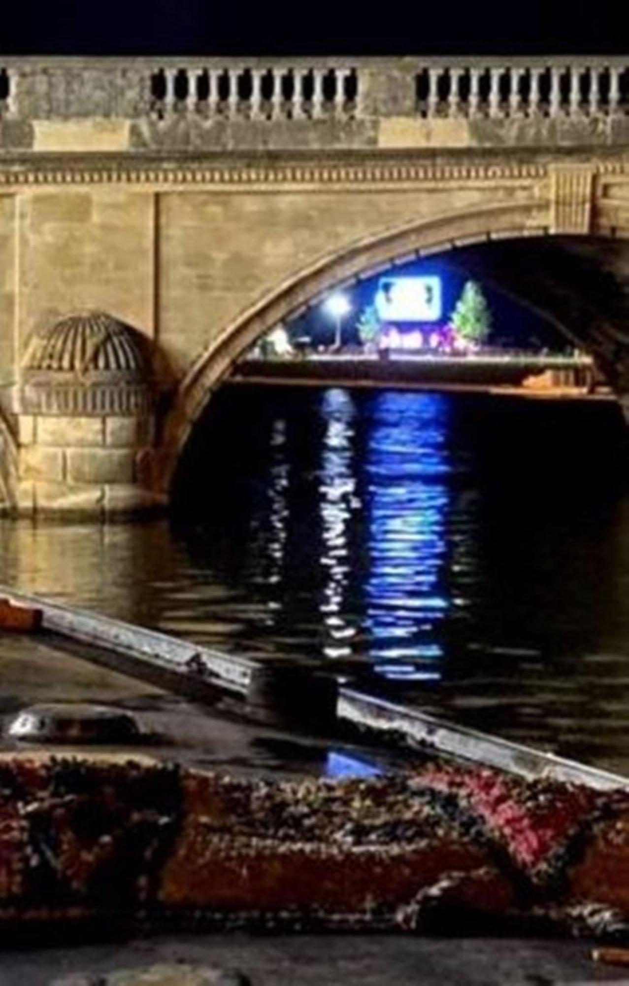 Deluxe Three Bed Bnb In Henley-On-Thames Near Station River & Town Centre Dış mekan fotoğraf