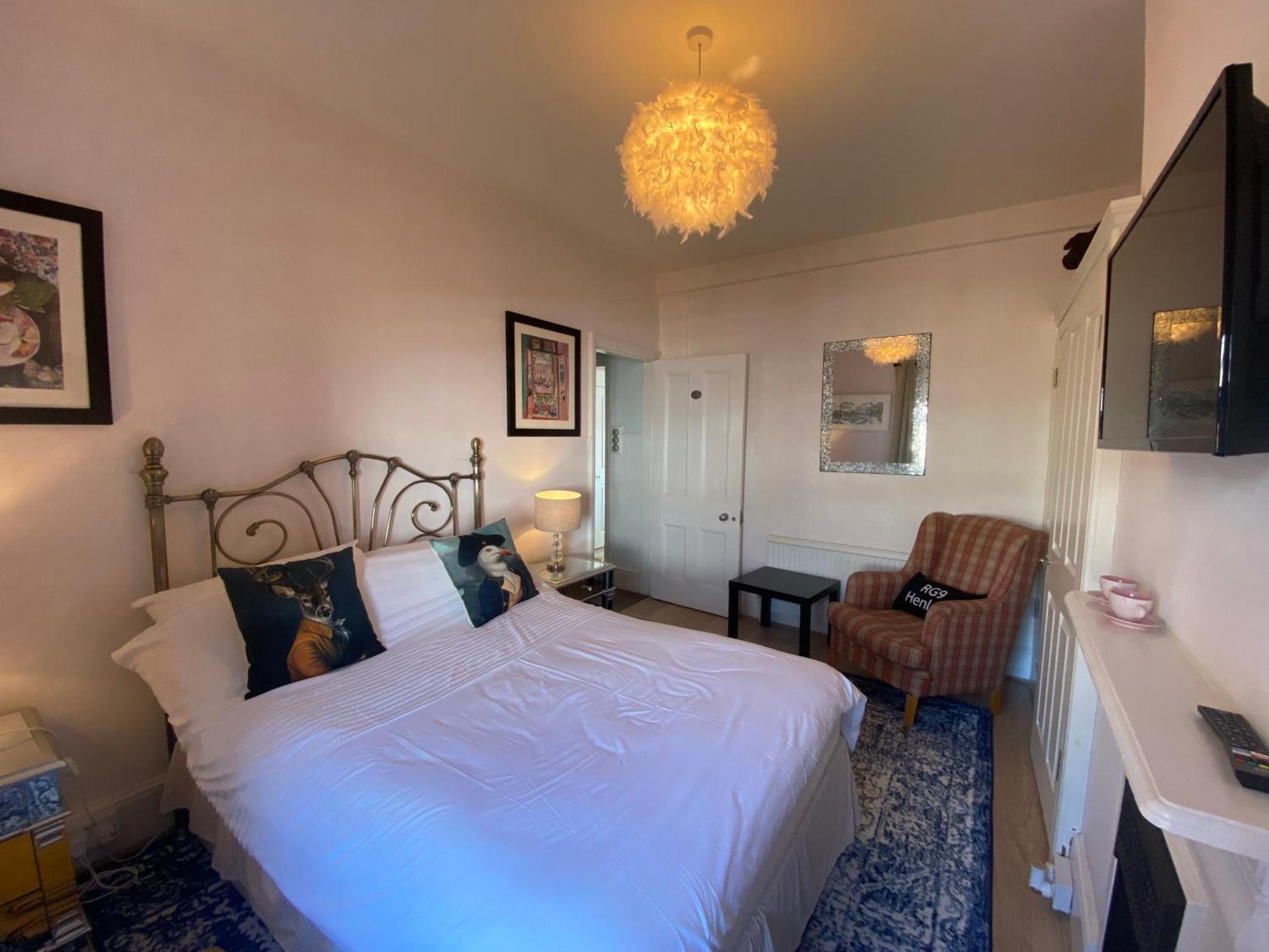 Deluxe Three Bed Bnb In Henley-On-Thames Near Station River & Town Centre Dış mekan fotoğraf