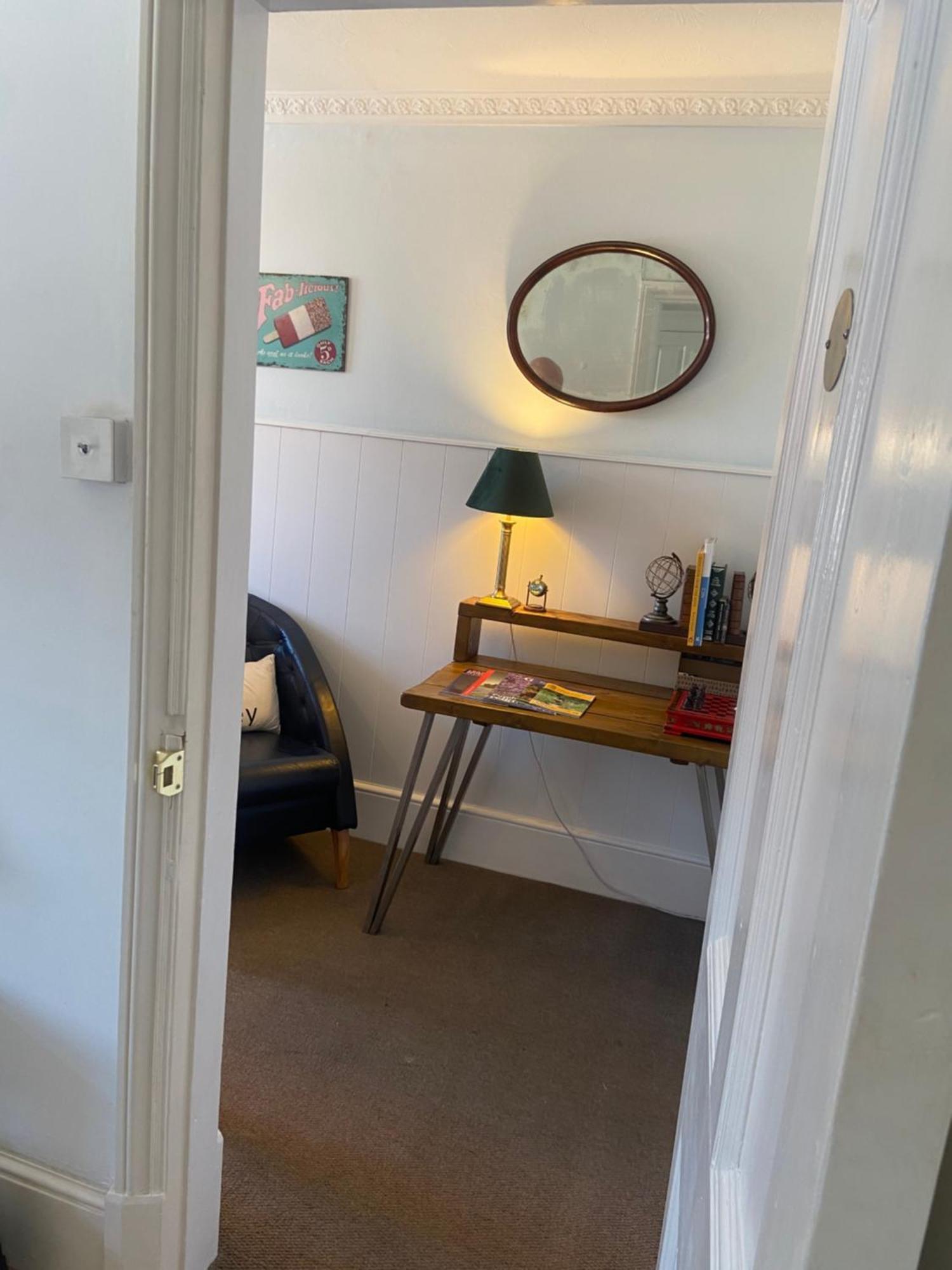 Deluxe Three Bed Bnb In Henley-On-Thames Near Station River & Town Centre Dış mekan fotoğraf